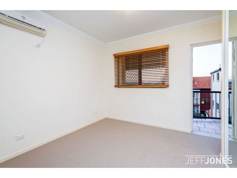 28/15 Dansie Street, Greenslopes QLD 4120