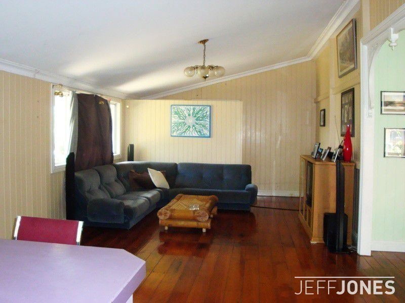 62 Newdegate Street, Greenslopes QLD 4120