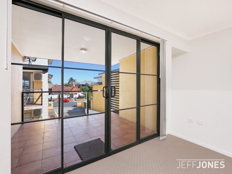 8/10 Amelia Street, Coorparoo QLD 4151