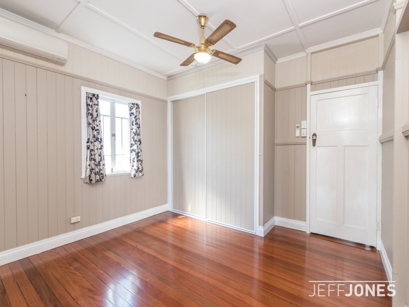 107 Dunellan Street, Greenslopes QLD 4120