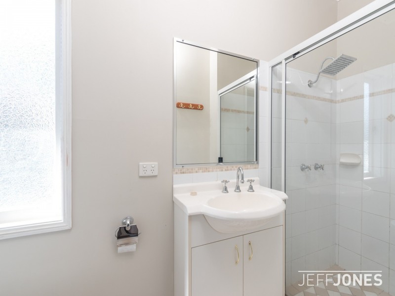 107 Dunellan Street, Greenslopes QLD 4120