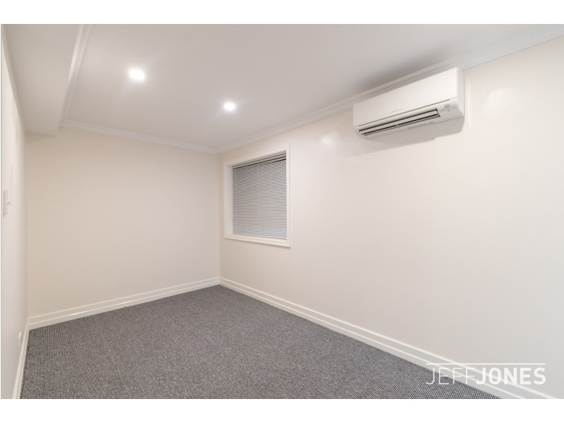 5 Headfort Street, Greenslopes QLD 4120