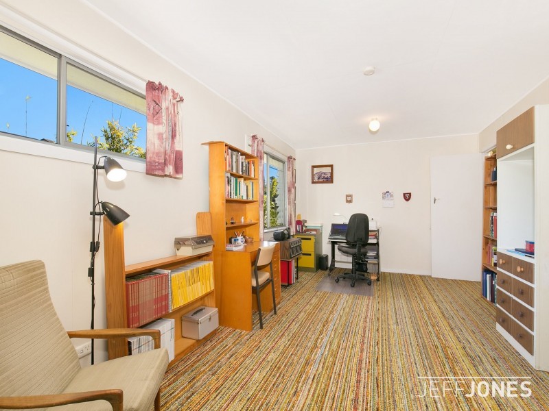 27 Breslin Street, Carina QLD 4152