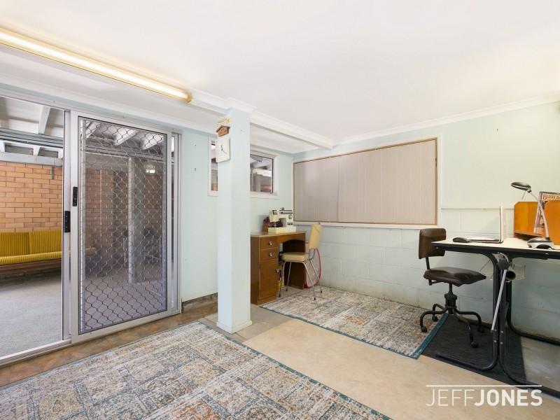 27 Breslin Street, Carina QLD 4152