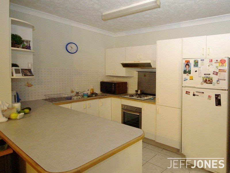 3/2 Gustavson Street, Annerley QLD 4103