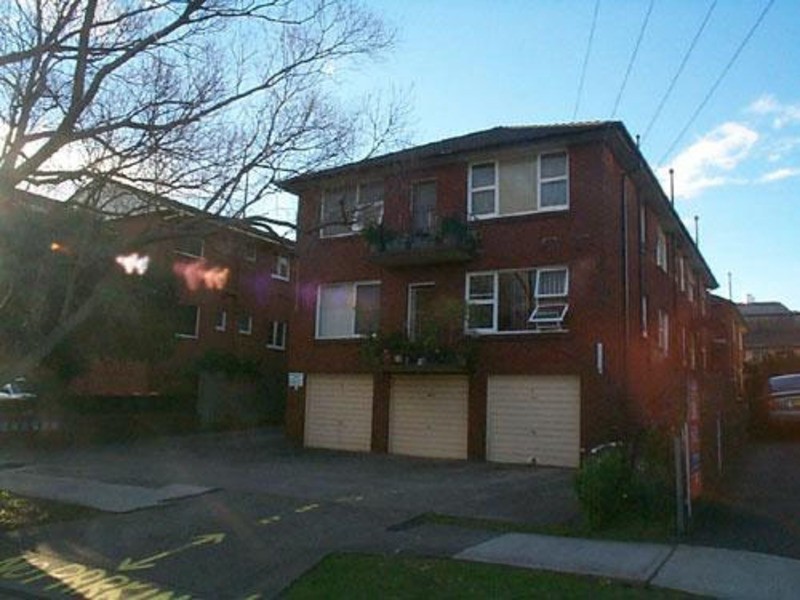 4/9 Queensborough Road, Croydon Park NSW 2133