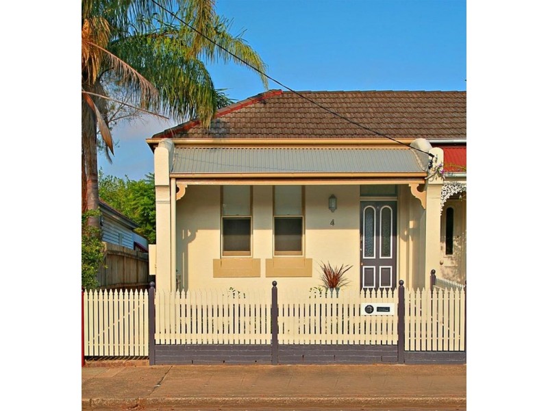 4 Lion Street, Croydon NSW 2132