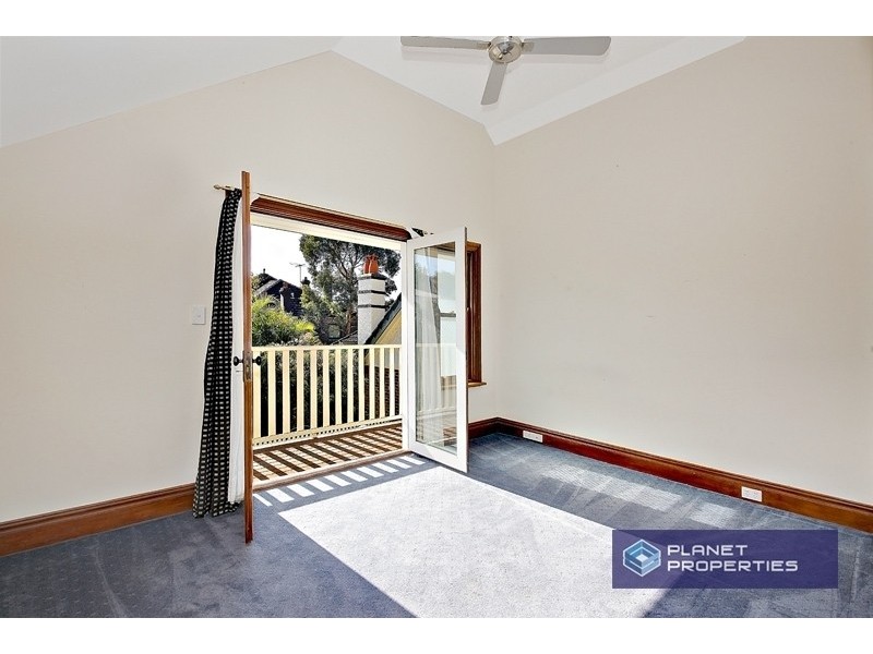 22 Gordon Crescent, Stanmore NSW 2048