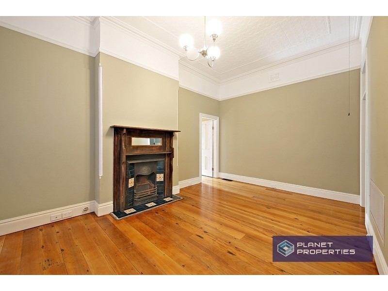 22 Gordon Crescent, Stanmore NSW 2048