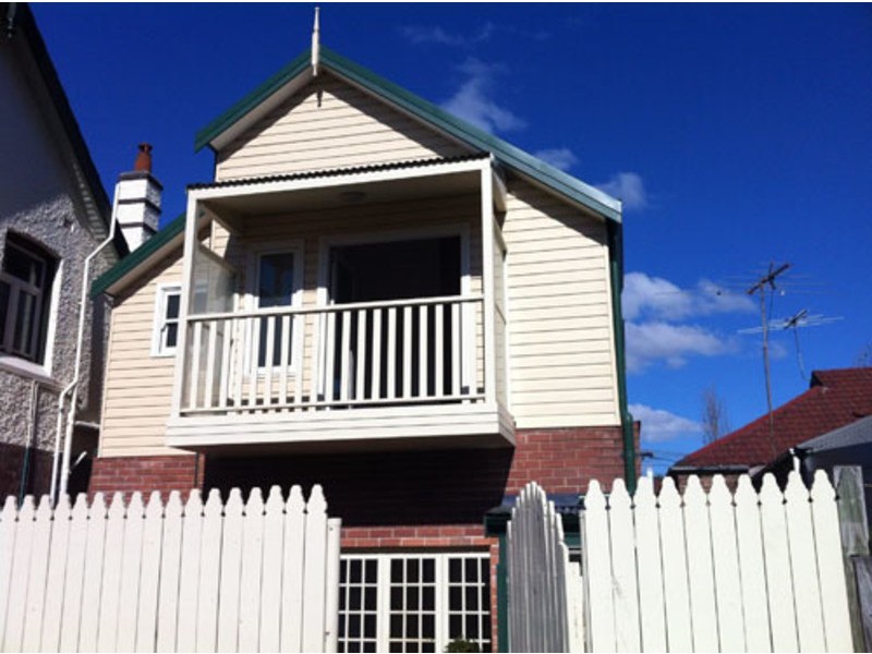 22 Gordon Crescent, Stanmore NSW 2048