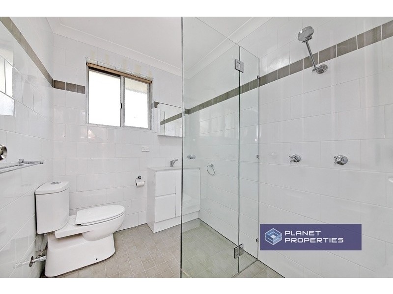 1/48-50 Carrington Avenue, Hurstville NSW 2220