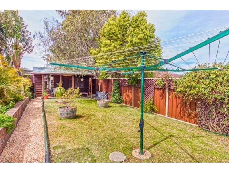 12 Kala Avenue, Halekulani NSW 2262
