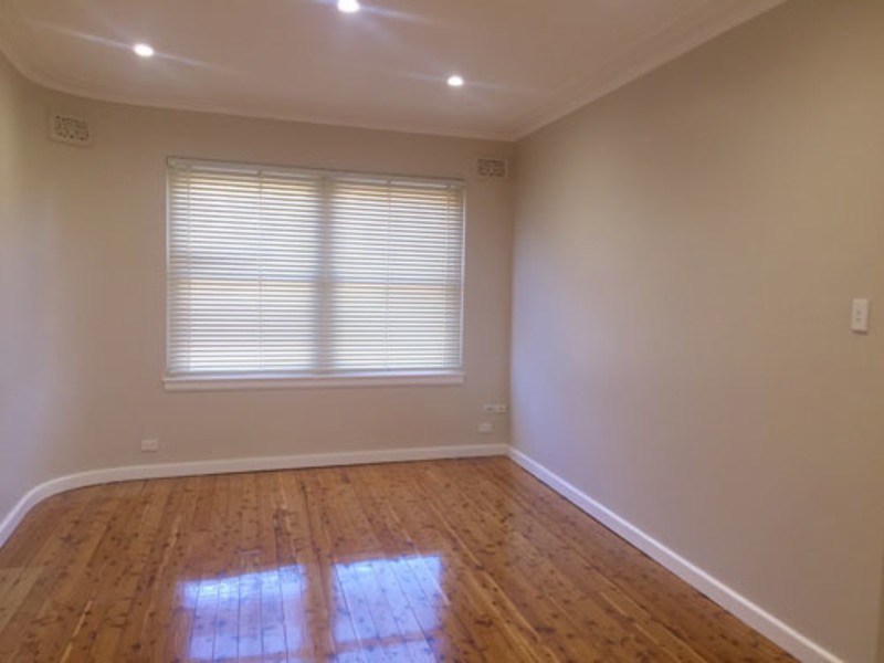 1/27 The Strand, Croydon NSW 2132