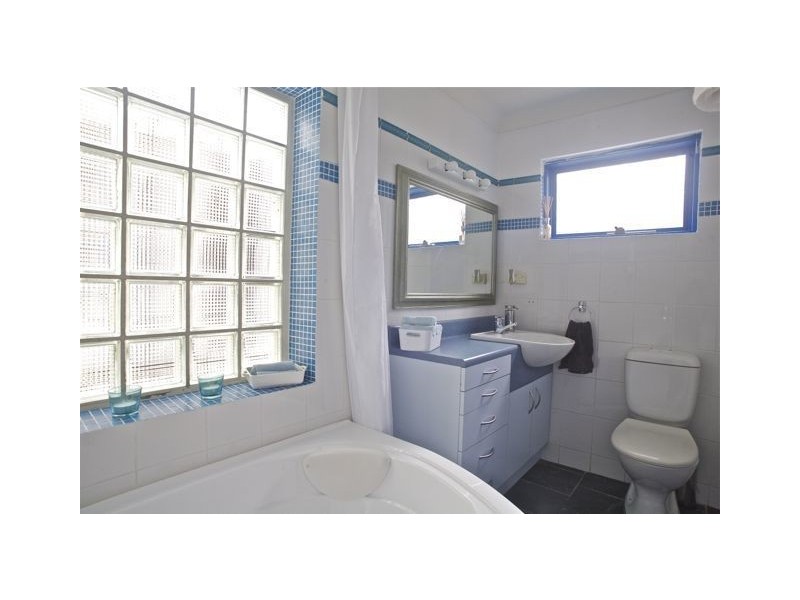 2/334 Stanmore Road, Petersham NSW 2049