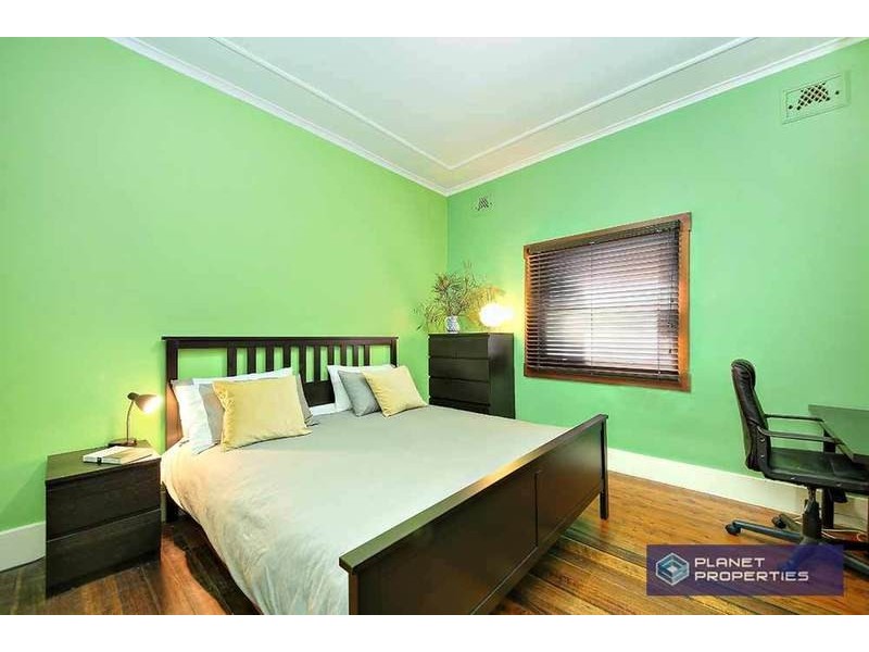 30 Hurlstone Avenue, Hurlstone Park NSW 2193