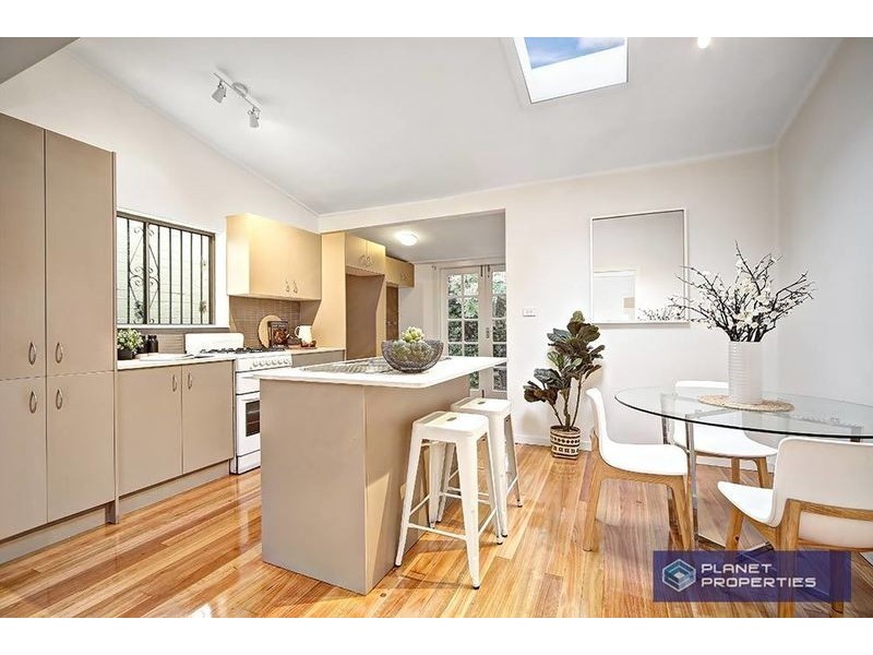 98 Lord Street, Newtown NSW 2042