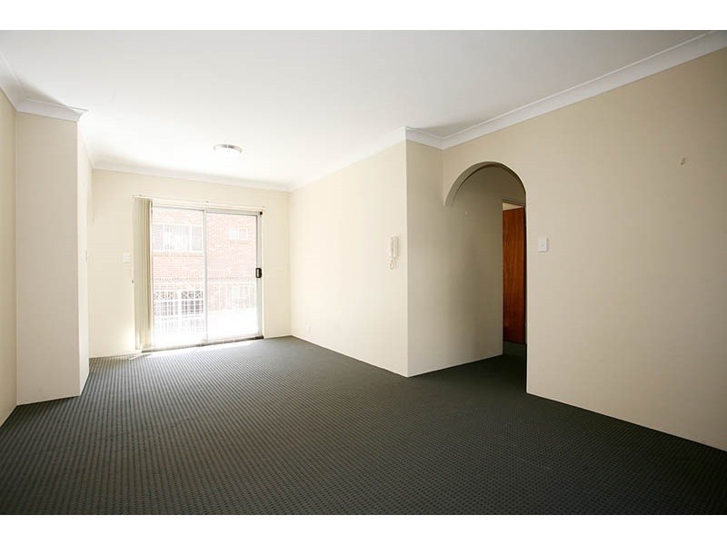 2/48-50 Carrington Avenue, Hurstville NSW 2220