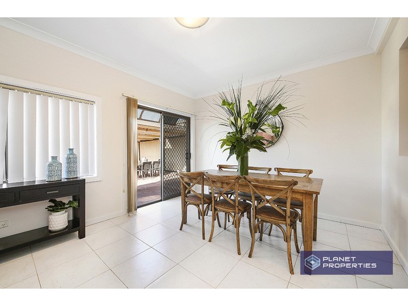 6 Kent Place, Beverly Hills NSW 2209