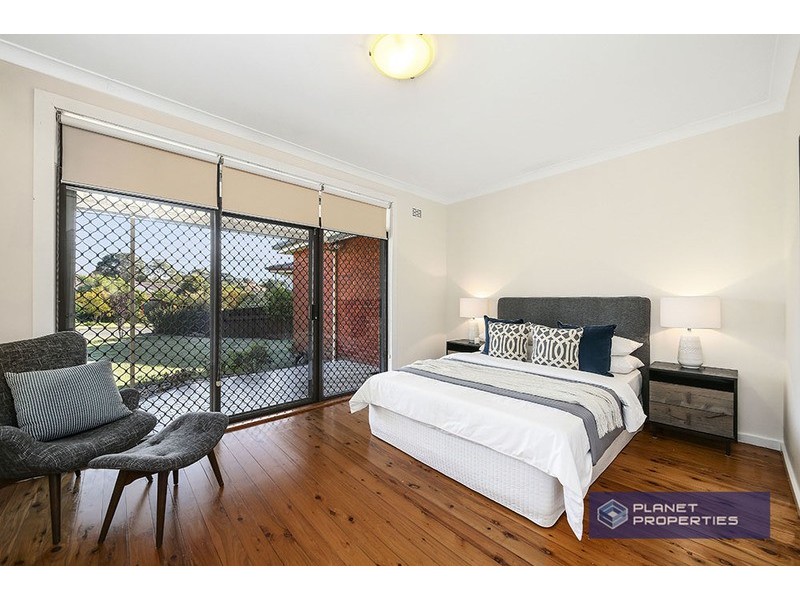 6 Kent Place, Beverly Hills NSW 2209