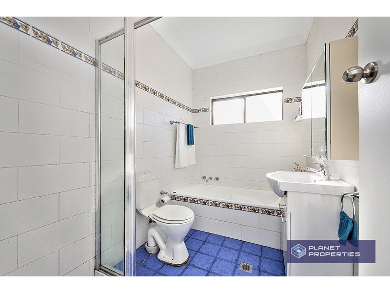 6 Kent Place, Beverly Hills NSW 2209