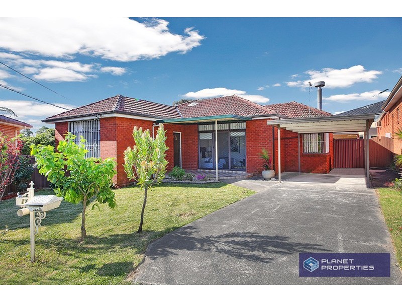 6 Kent Place, Beverly Hills NSW 2209