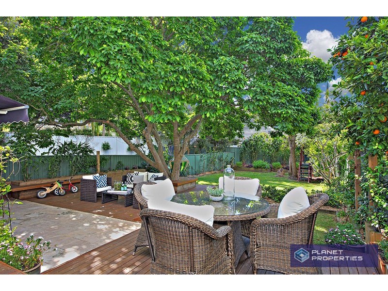 15 Macquarie Road, Earlwood NSW 2206