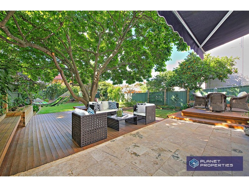 15 Macquarie Road, Earlwood NSW 2206