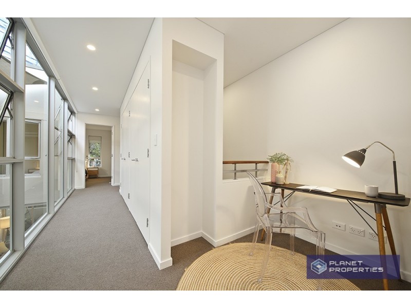5/9 Sterling Circuit, Camperdown NSW 2050