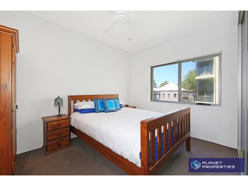 8/1 Goodsell Street, St Peters NSW 2044