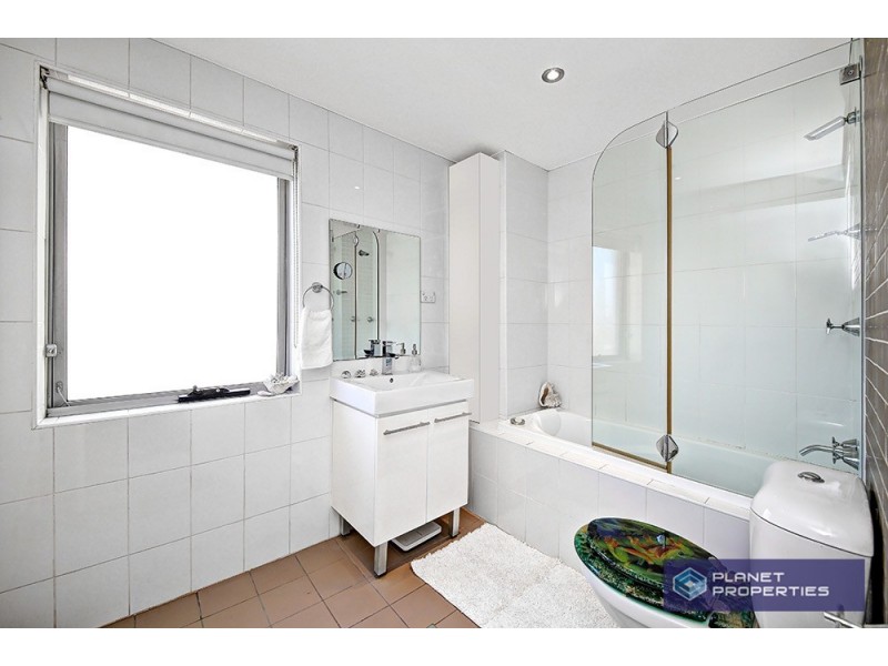 8/1 Goodsell Street, St Peters NSW 2044