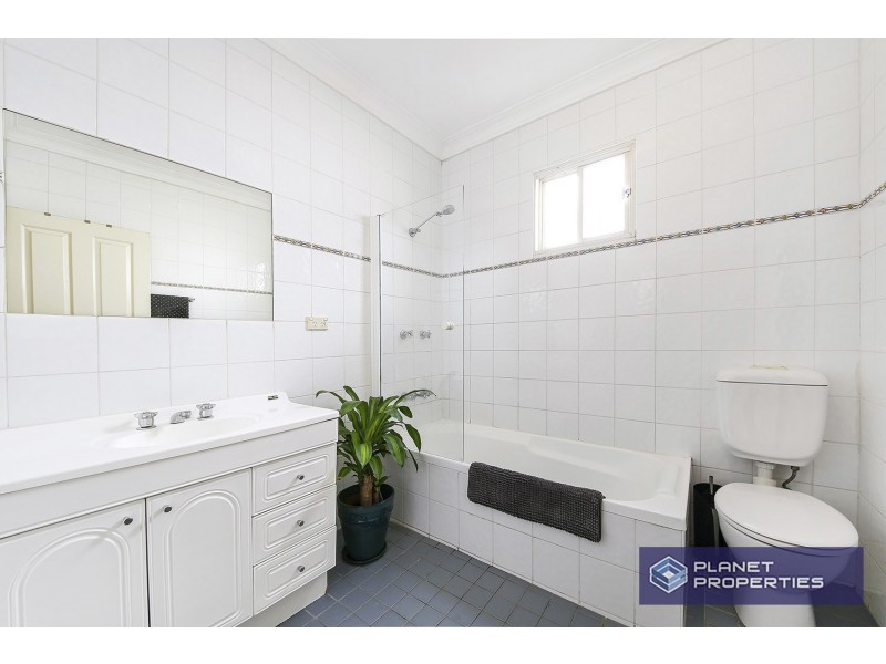 15 John Street, Tempe NSW 2044