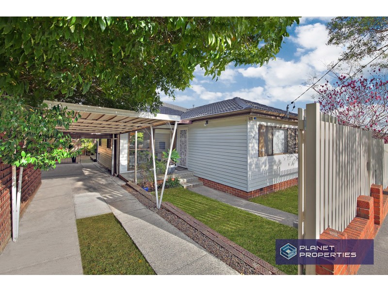 4 Edwin Street, Tempe NSW 2044