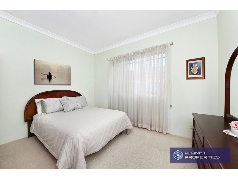 4/98 Burwood Road, Croydon Park NSW 2133