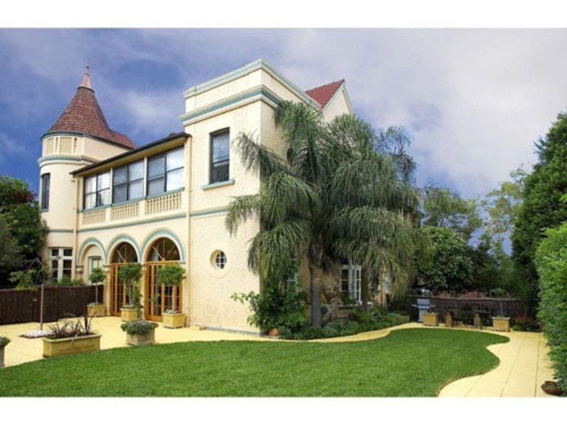 2/18 LIVERPOOL ROAD, Croydon NSW 2132