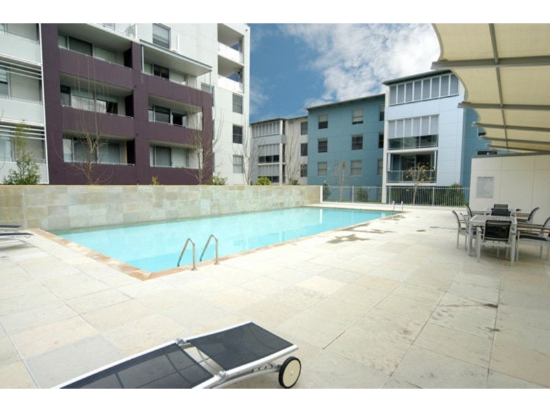 306/8 Shoreline Drive, Rhodes NSW 2138