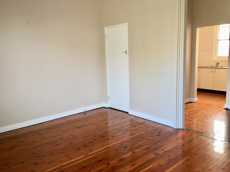 3/27 The Strand, Croydon NSW 2132