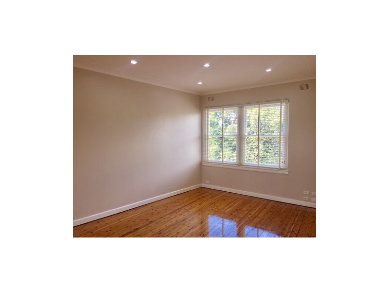 2/27 The Strand, Croydon NSW 2132