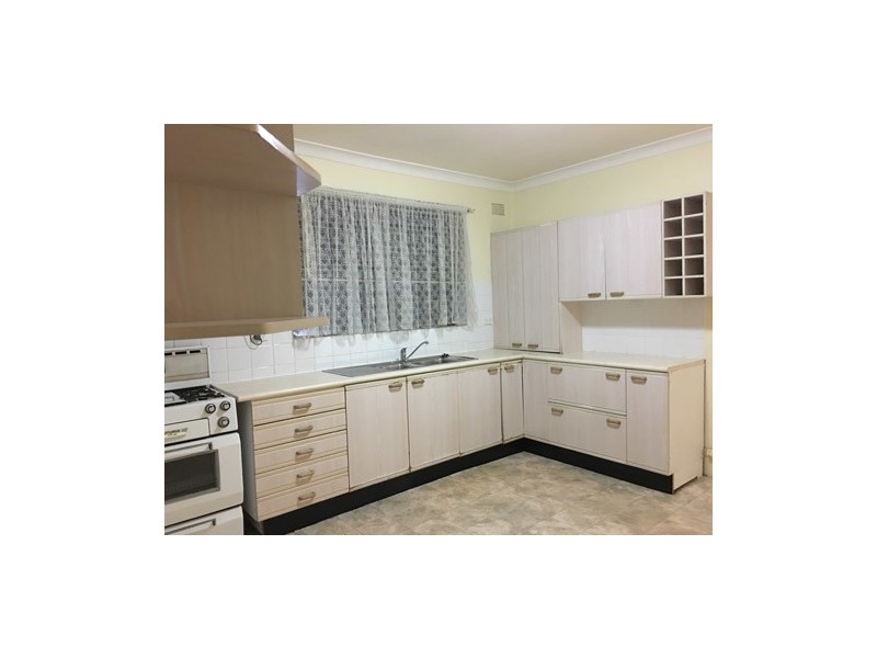 2/152 Edwin Street North, Croydon NSW 2132