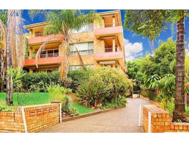 4/41-43 Albert Road, Strathfield NSW 2135
