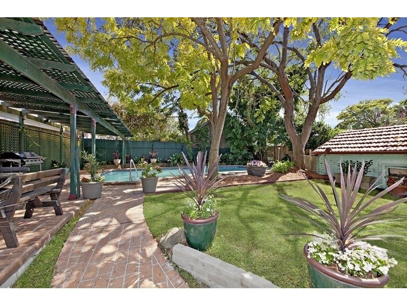 5  Dickinson Avenue, Croydon NSW 2132