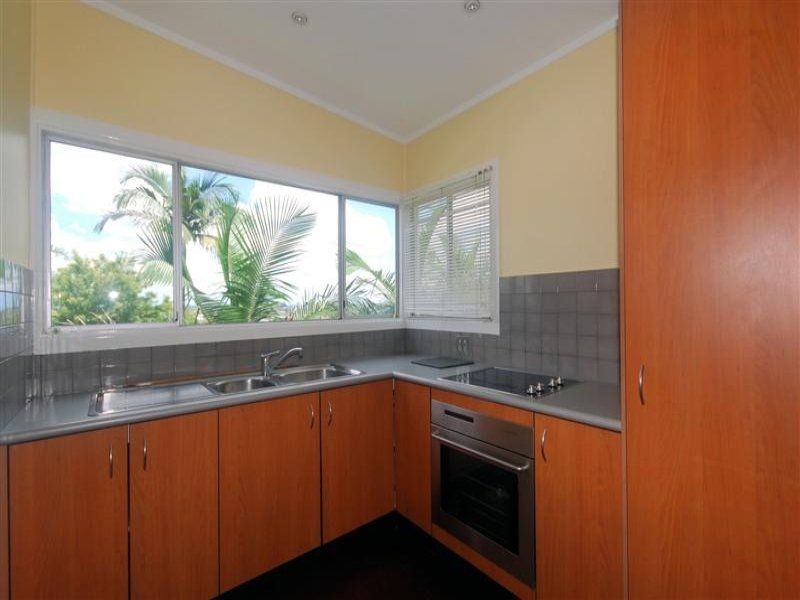 5 Stoneleigh Street, Red Hill QLD 4059