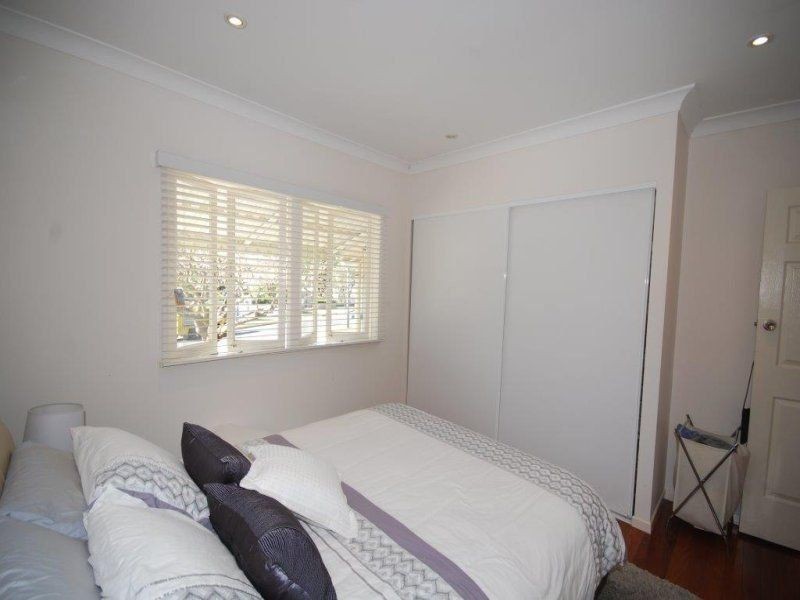 15 Deramore Street, Wavell Heights QLD 4012