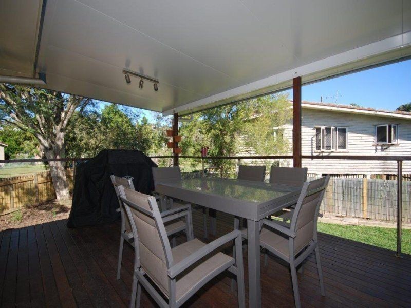 15 Deramore Street, Wavell Heights QLD 4012