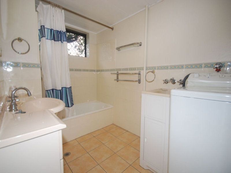 2/28 Kidston Terrace, Chermside QLD 4032