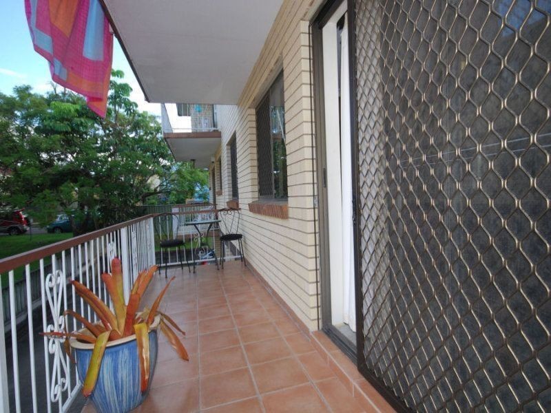 2/28 Kidston Terrace, Chermside QLD 4032