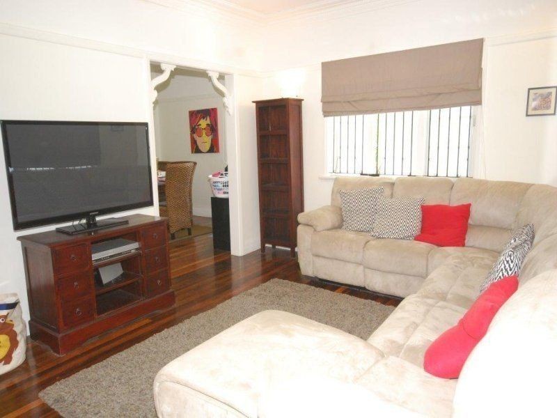 2 Gailey Street, Ashgrove QLD 4060