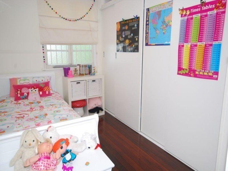 2 Gailey Street, Ashgrove QLD 4060