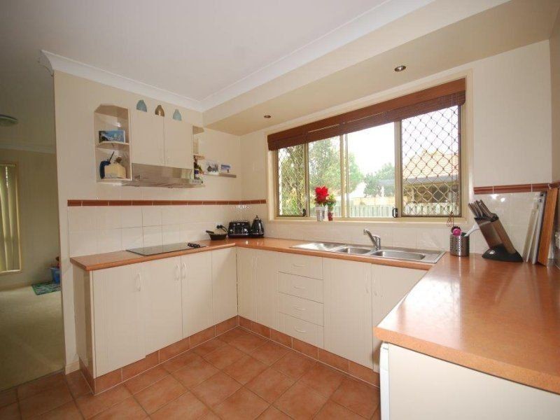 10 Glenwood Pl, The Gap QLD 4061