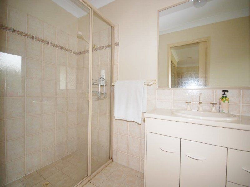 10 Glenwood Pl, The Gap QLD 4061