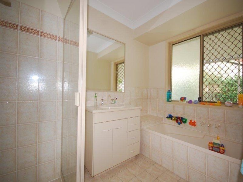 10 Glenwood Pl, The Gap QLD 4061